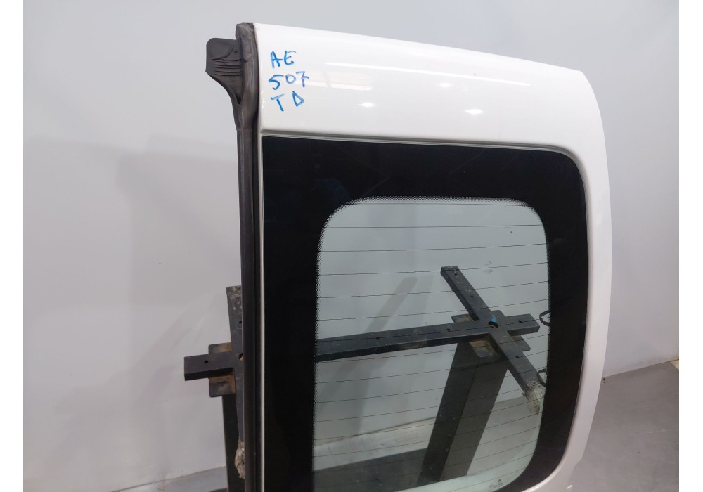 Recambio de puerta trasera derecha para volkswagen caddy iv furgoneta/monovolumen (saa, sah) 2.0 tdi referencia OEM IAM   