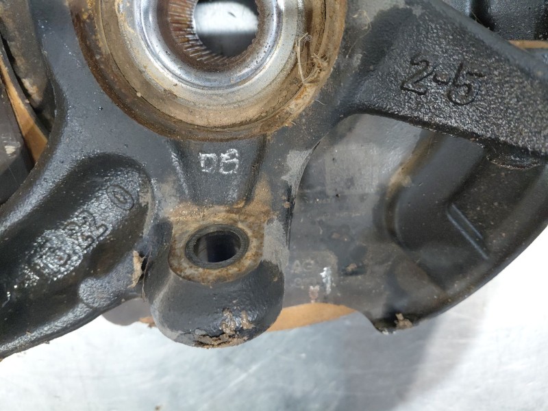 Recambio de mangueta delantera derecha para volkswagen taigo life referencia OEM IAM 2Q0407256AD  