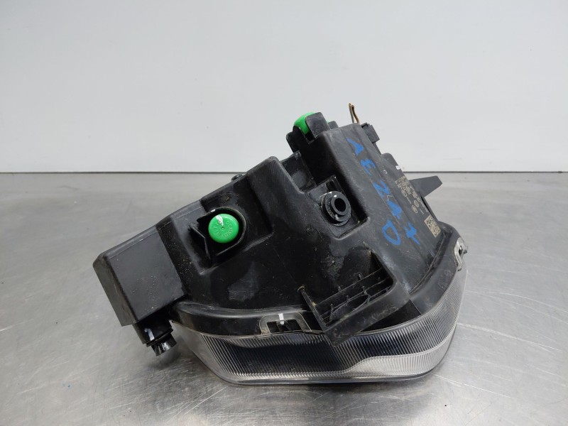 Recambio de faro antiniebla derecho para volkswagen taigo life referencia OEM IAM 2G7941661  