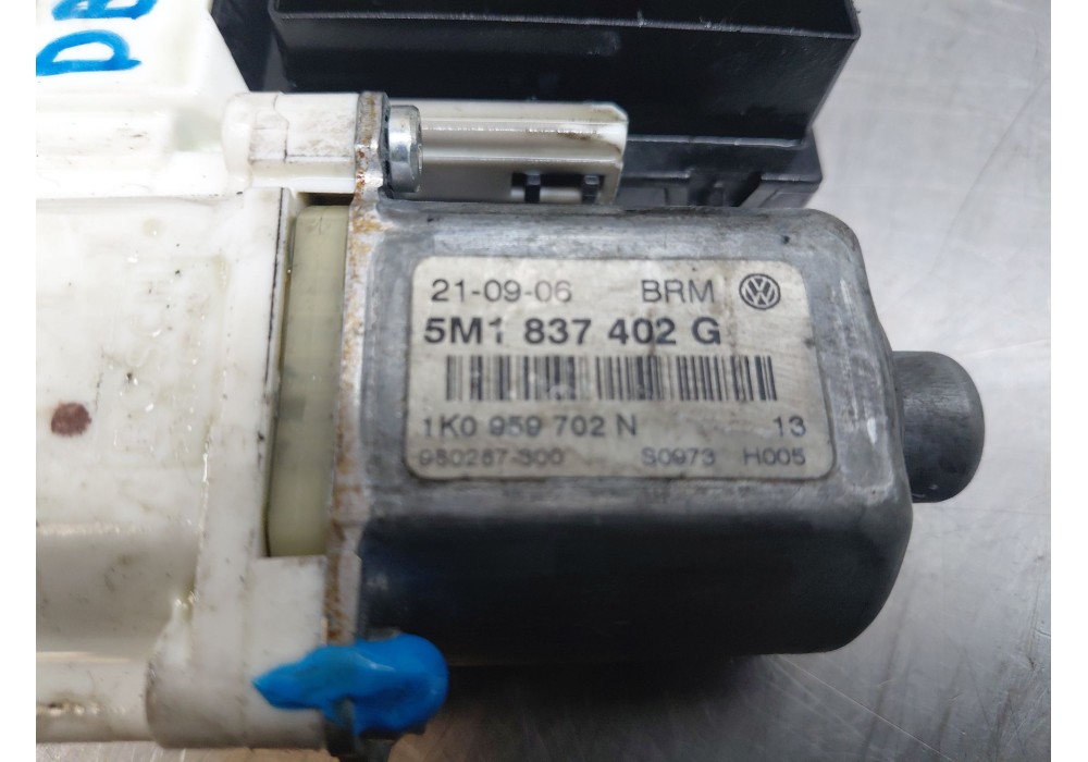 Recambio de mando elevalunas delantero izquierdo para volkswagen golf plus v (5m1, 521) 2.0 tdi referencia OEM IAM   