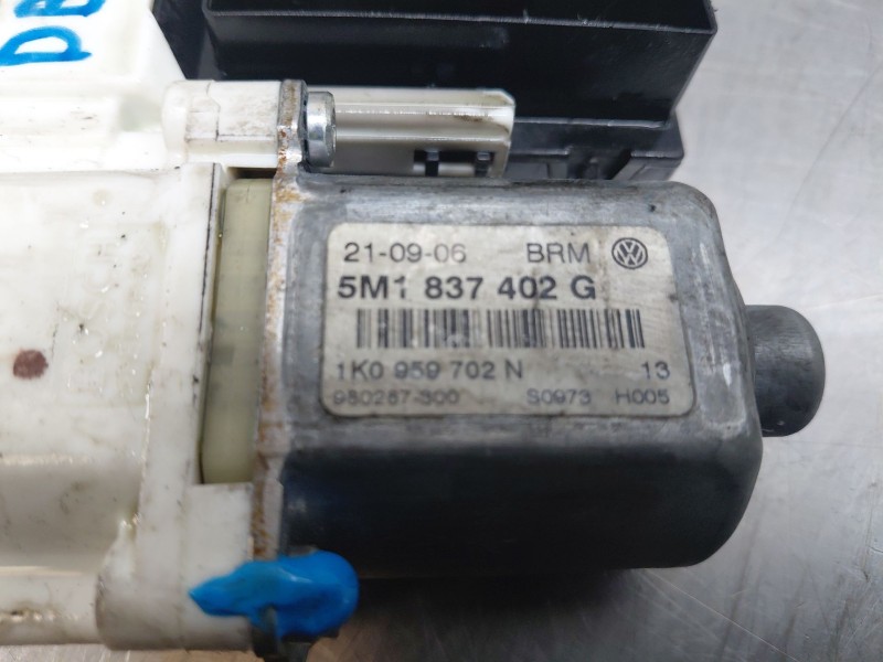 Recambio de mando elevalunas delantero izquierdo para volkswagen golf plus v (5m1, 521) 2.0 tdi referencia OEM IAM   