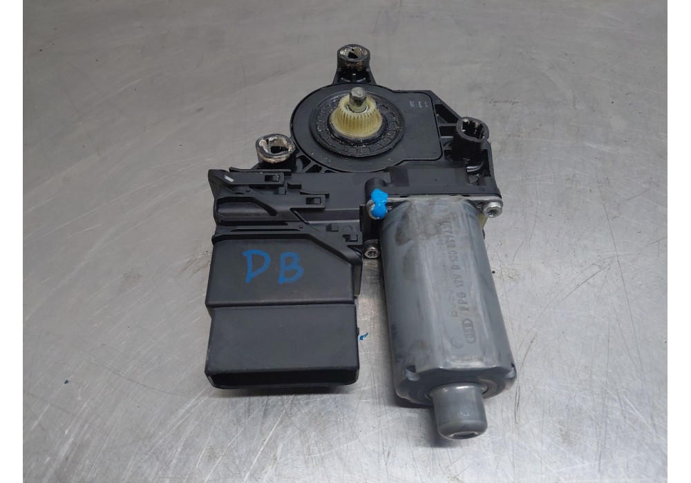 Recambio de mando elevalunas trasero izquierdo para volkswagen golf plus v (5m1, 521) 2.0 tdi referencia OEM IAM   