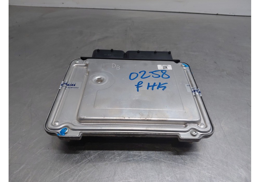 Recambio de centralita motor uce para volkswagen golf plus v (5m1, 521) 2.0 tdi referencia OEM IAM   