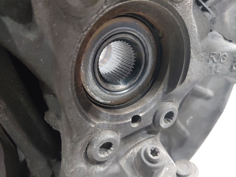 Recambio de mangueta delantera derecha para volkswagen caddy iv furgoneta/monovolumen (saa, sah) 2.0 tdi referencia OEM IAM   