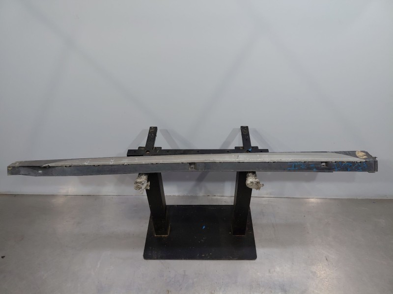 Recambio de faldon lateral para volkswagen taigo life referencia OEM IAM   