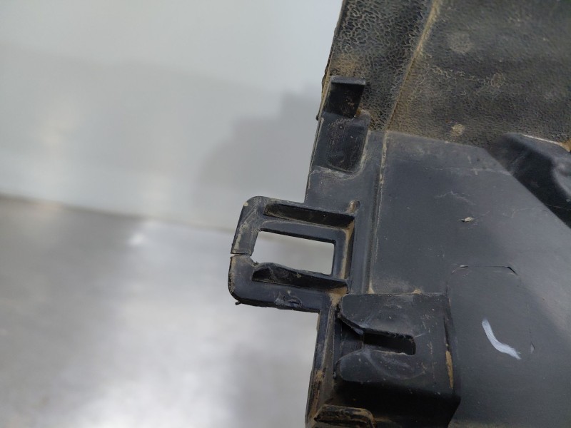 Recambio de faldon lateral para volkswagen taigo life referencia OEM IAM   