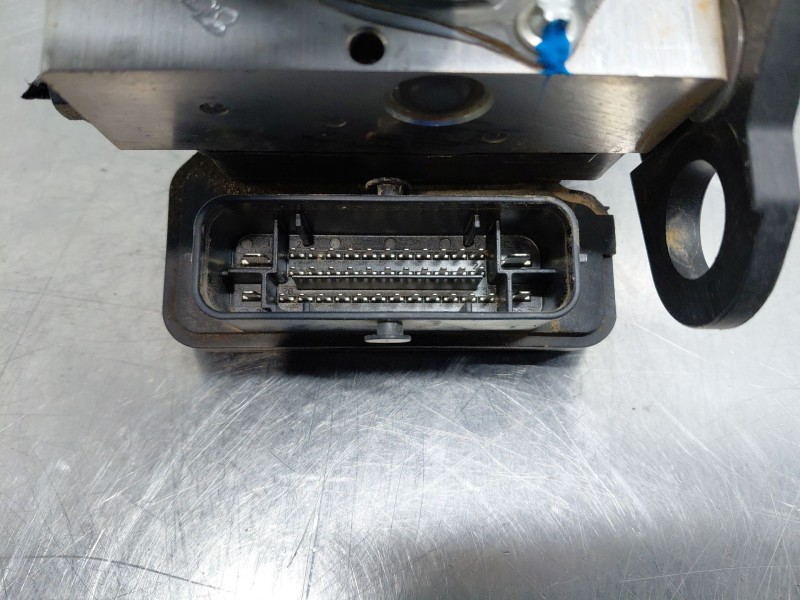 Recambio de abs para volkswagen taigo life referencia OEM IAM   
