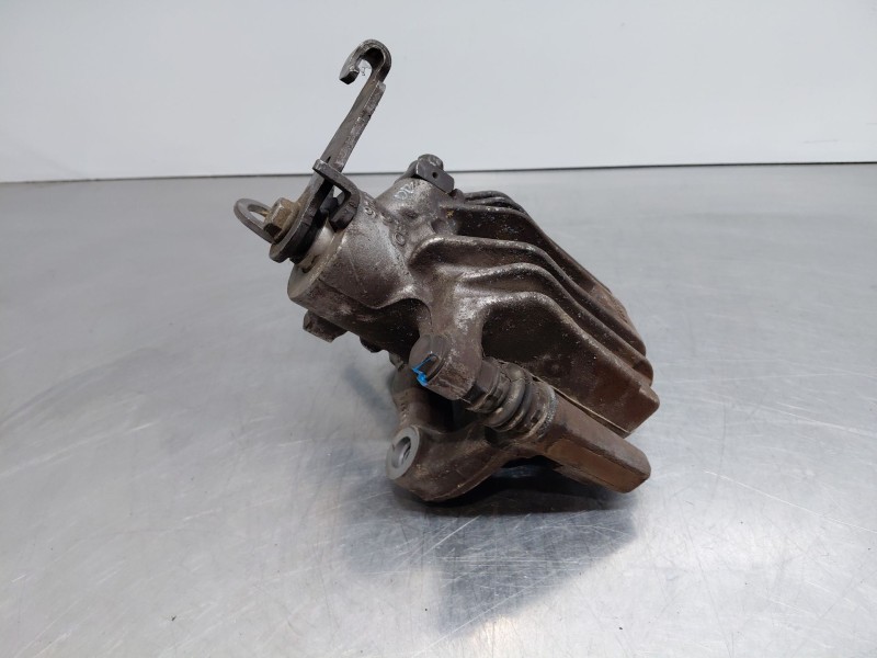 Recambio de pinza freno trasera derecha para volkswagen taigo life referencia OEM IAM   