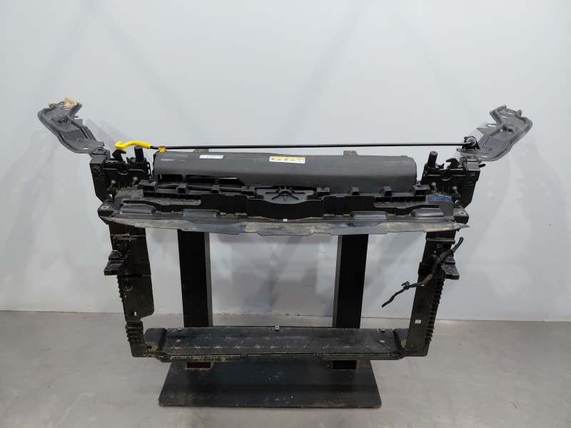 Recambio de panel frontal para volkswagen taigo life referencia OEM IAM   