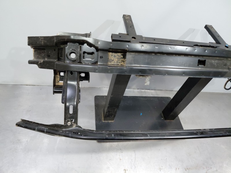 Recambio de refuerzo paragolpes delantero para volkswagen taigo life referencia OEM IAM   