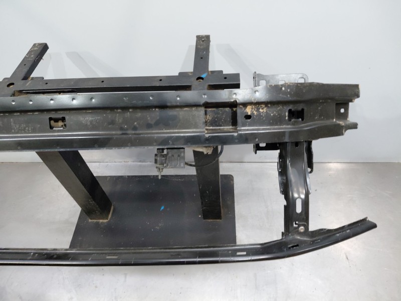 Recambio de refuerzo paragolpes delantero para volkswagen taigo life referencia OEM IAM   