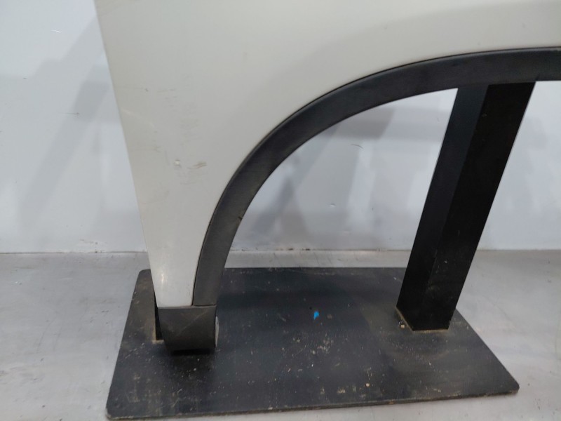 Recambio de aleta delantera derecha para volkswagen tiguan (5n1) advance referencia OEM IAM   