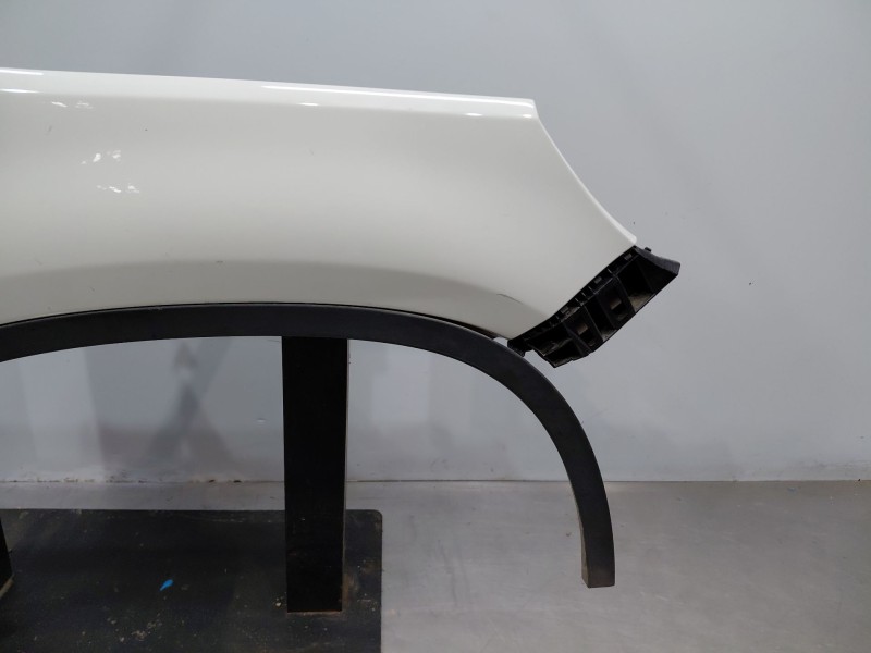 Recambio de aleta delantera derecha para volkswagen tiguan (5n1) advance referencia OEM IAM   