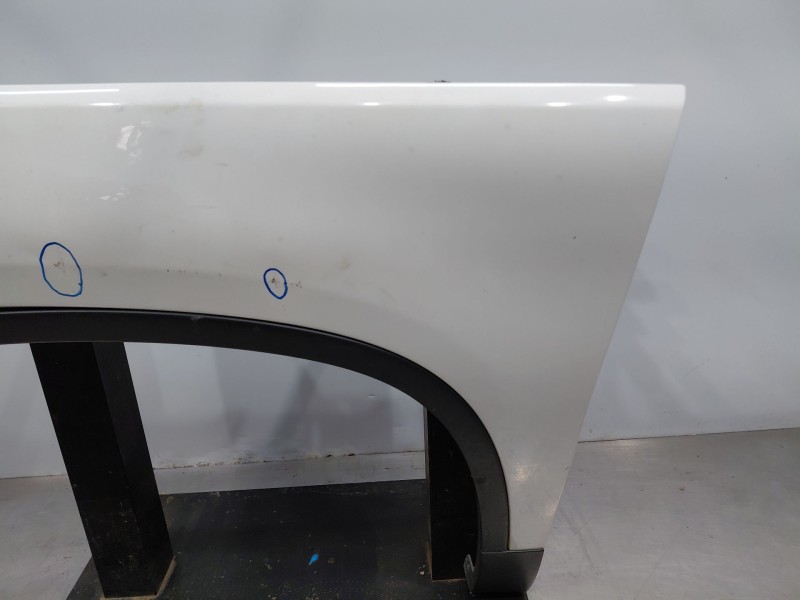 Recambio de aleta delantera izquierda para volkswagen tiguan (5n1) advance referencia OEM IAM   