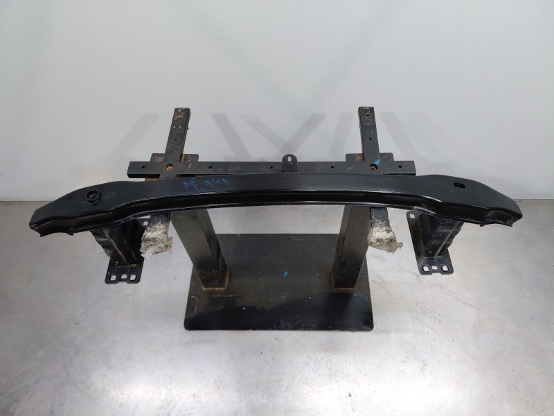 Recambio de refuerzo paragolpes delantero para bmw x1 (e84) xdrive 18 d referencia OEM IAM   