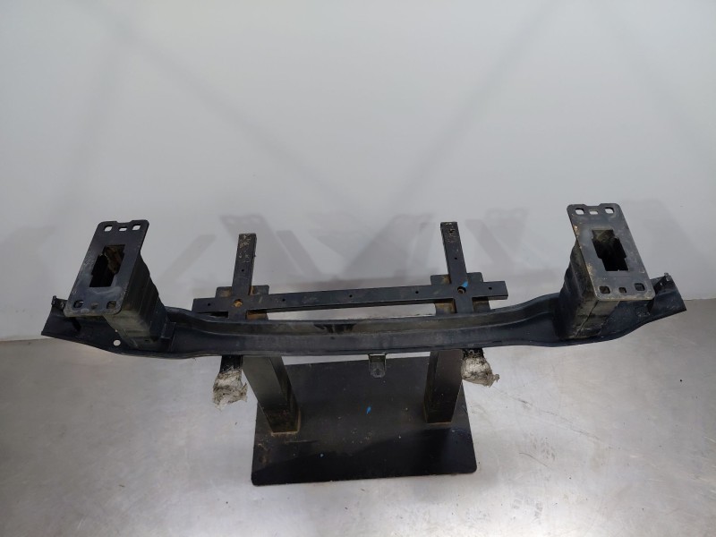 Recambio de refuerzo paragolpes delantero para bmw x1 (e84) xdrive 18 d referencia OEM IAM   