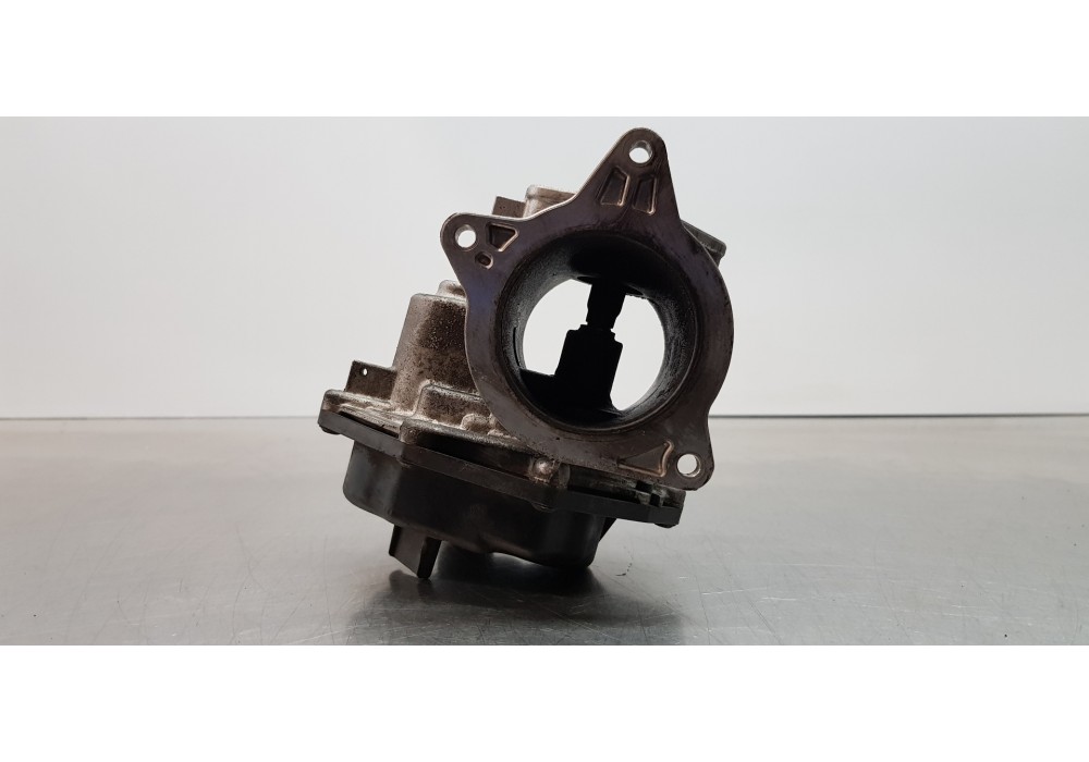 Recambio de valvula egr para volkswagen crafter caja cerrada caja cerrada 30 batalla corta referencia OEM IAM 03L13150AA 03L1315