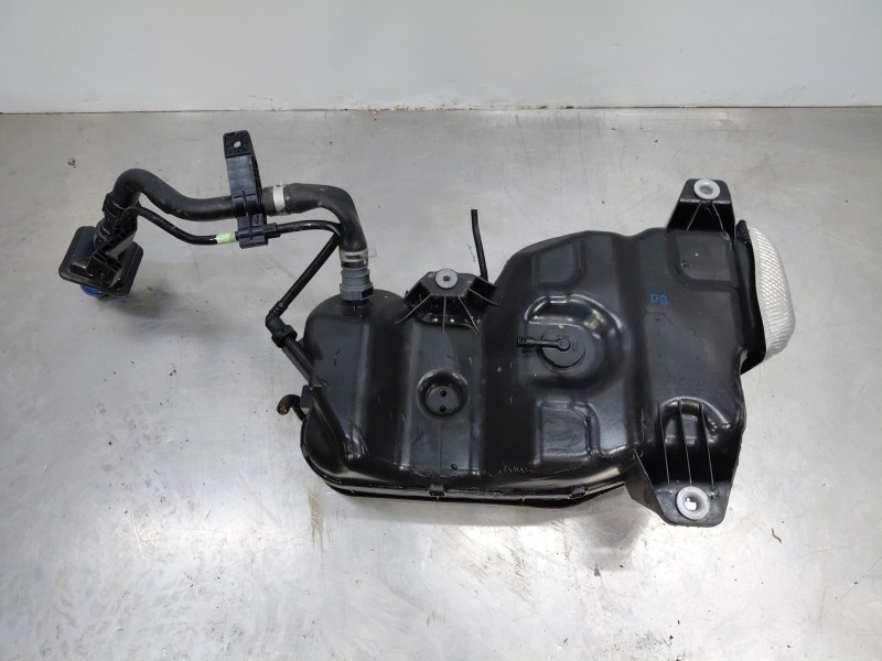 Recambio de deposito aditivo adblue fap ( deposito grande ) para hyundai tucson tecno sky referencia OEM IAM   