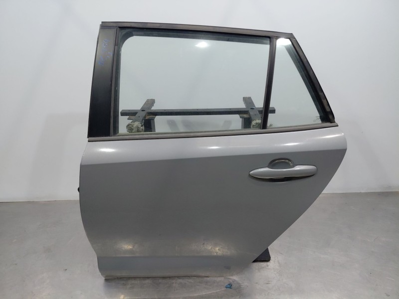 Recambio de puerta trasera izquierda para toyota corolla touring sports (e21) hybrid referencia OEM IAM   