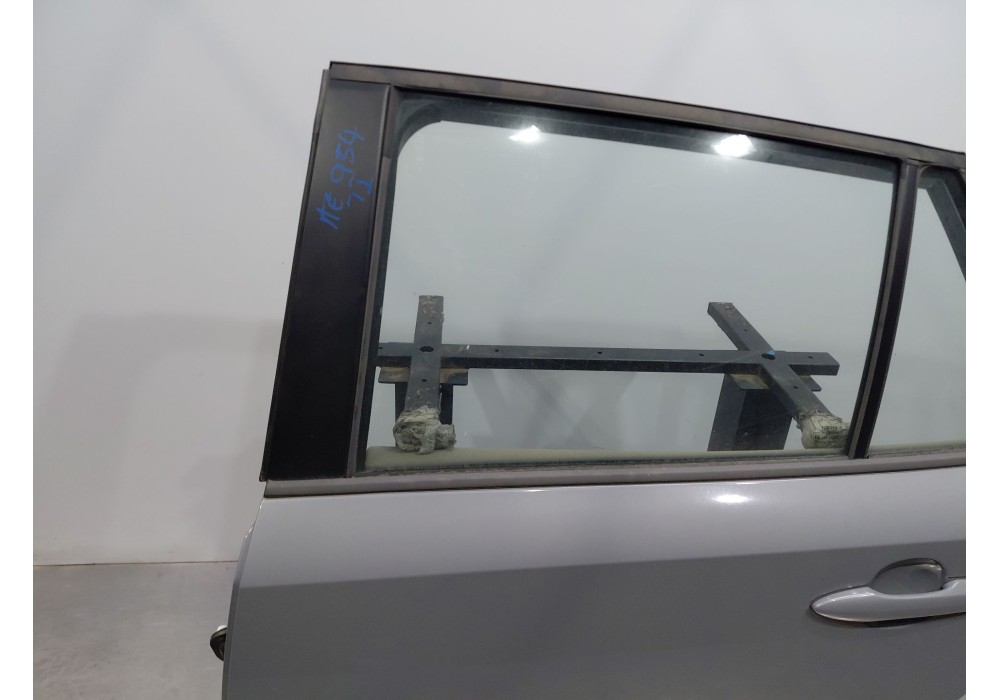 Recambio de puerta trasera izquierda para toyota corolla touring sports (e21) hybrid referencia OEM IAM   