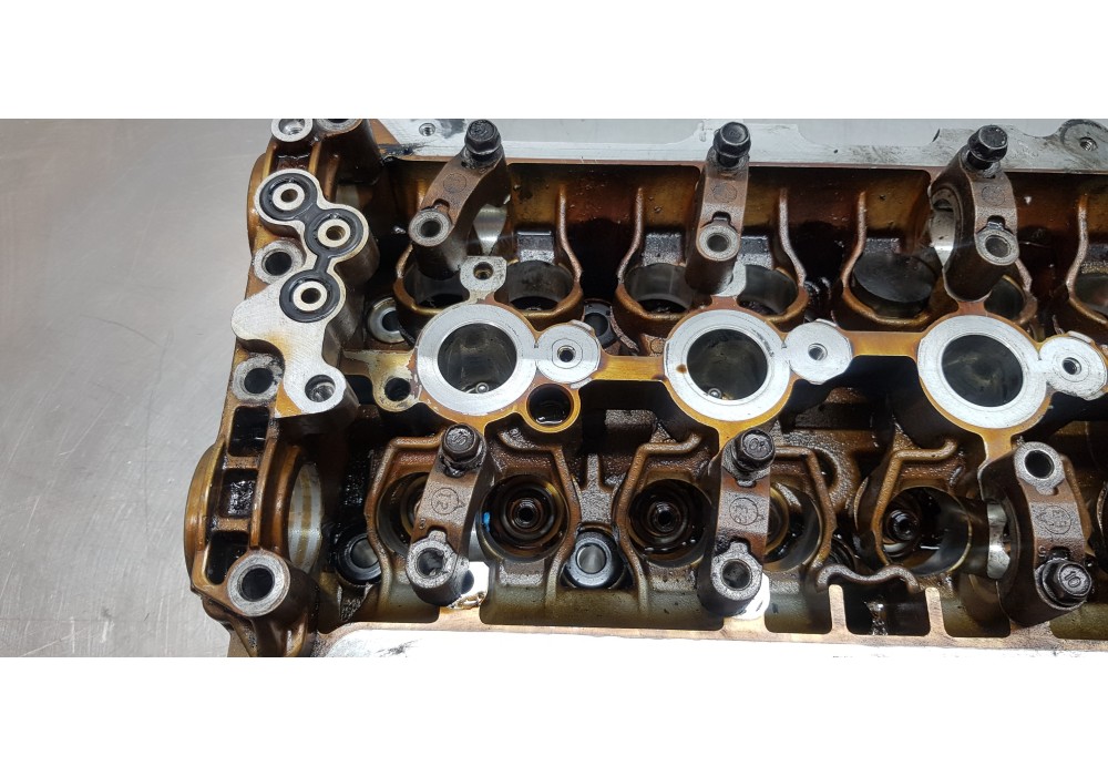 Recambio de culata para kia sportage basic 2wd referencia OEM IAM 221102B755  