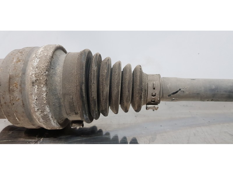 Recambio de transmision trasera derecha para volvo xc90 d5 momentum referencia OEM IAM 36000930  