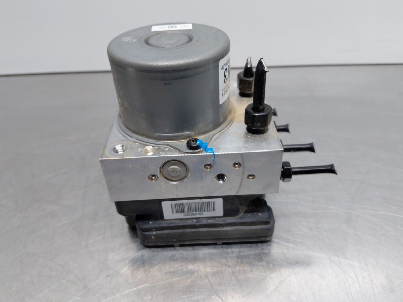 Recambio de abs para hyundai tucson tecno sky referencia OEM IAM 58910N7031  