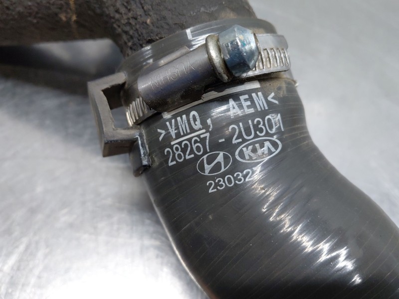 Recambio de tubo presion turbocompresor para hyundai tucson tecno sky referencia OEM IAM 282602U301  