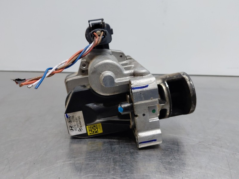 Recambio de valvula egr para hyundai tucson tecno sky referencia OEM IAM 283102U700  