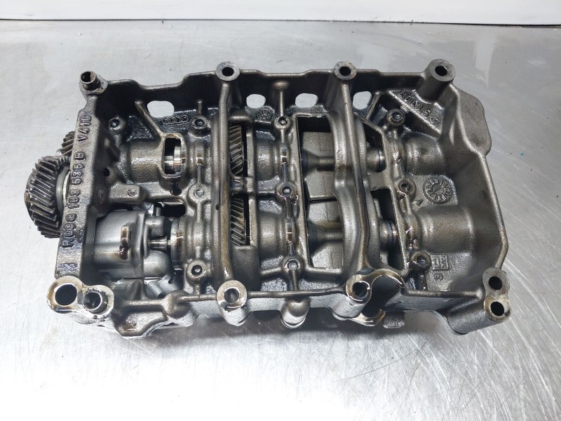 Recambio de bomba aceite para volkswagen passat berlina (3c2) elegance referencia OEM IAM 3G115105H 03G103295AK 