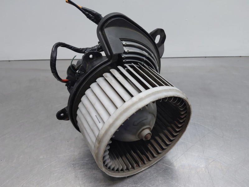 Recambio de motor calefaccion para fiat grande punto (199_) 1.9 d multijet referencia OEM IAM   