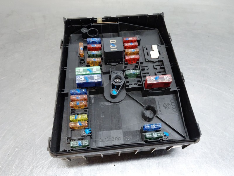 Recambio de caja reles / fusibles para volkswagen caddy iv furgoneta/monovolumen (saa, sah) 2.0 tdi referencia OEM IAM   