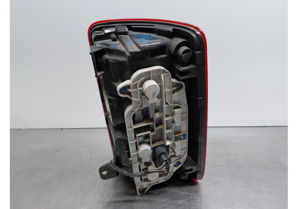 Recambio de piloto trasero izquierdo para volkswagen caddy iv furgoneta/monovolumen (saa, sah) 2.0 tdi referencia OEM IAM   