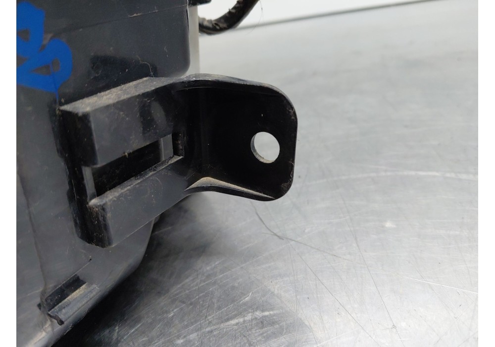 Recambio de piloto trasero izquierdo para volkswagen caddy iv furgoneta/monovolumen (saa, sah) 2.0 tdi referencia OEM IAM   