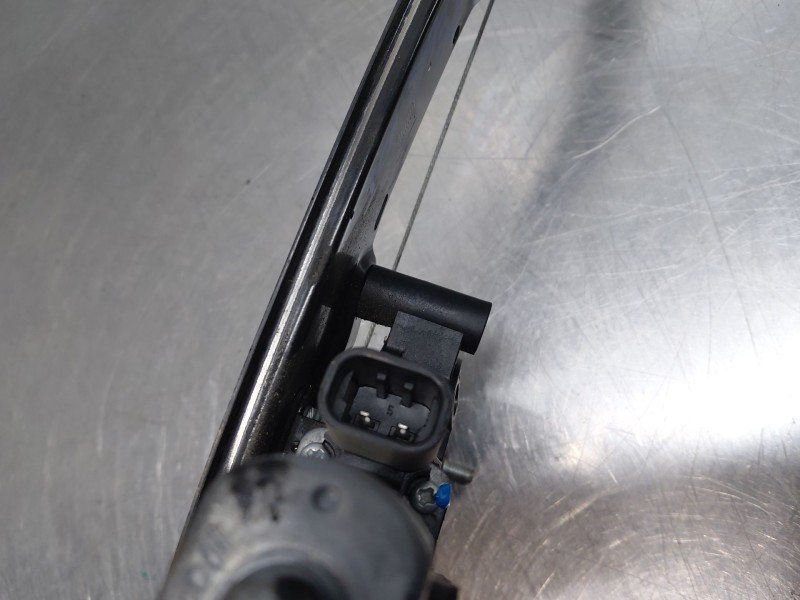 Recambio de elevalunas delantero izquierdo para fiat grande punto (199_) 1.9 d multijet referencia OEM IAM   