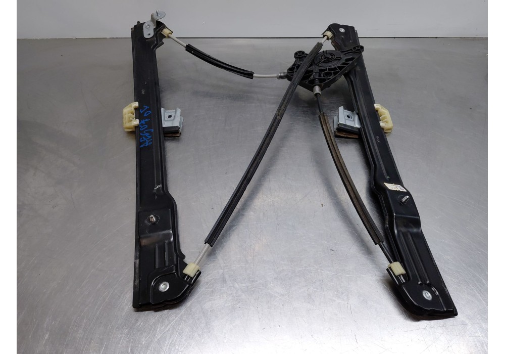 Recambio de elevalunas delantero izquierdo para volkswagen caddy iv furgoneta/monovolumen (saa, sah) 2.0 tdi referencia OEM IAM 