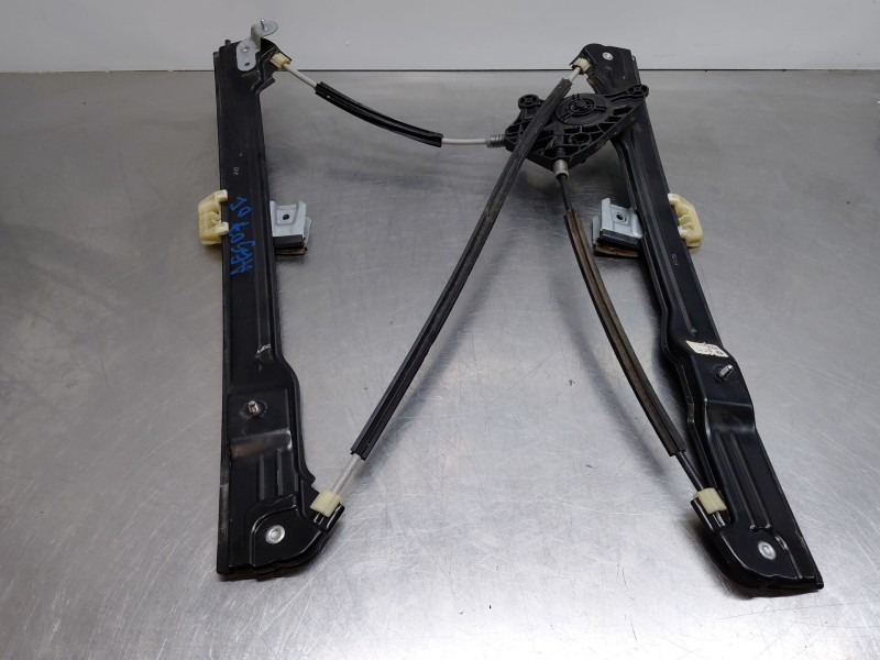 Recambio de elevalunas delantero izquierdo para volkswagen caddy iv furgoneta/monovolumen (saa, sah) 2.0 tdi referencia OEM IAM 