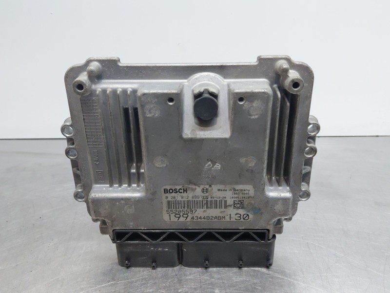 Recambio de centralita motor uce para fiat grande punto (199_) 1.9 d multijet referencia OEM IAM   