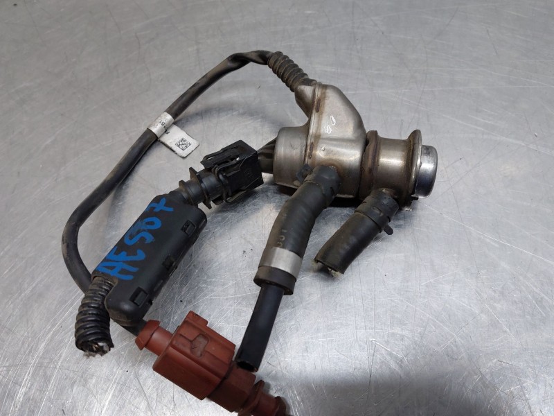 Recambio de inyector para volkswagen caddy iv furgoneta/monovolumen (saa, sah) 2.0 tdi referencia OEM IAM   