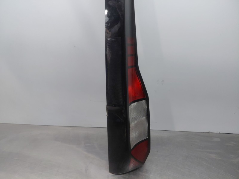 Recambio de piloto trasero izquierdo para volkswagen caddy v cargo referencia OEM IAM   