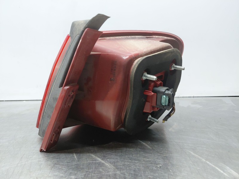 Recambio de piloto trasero izquierdo para volkswagen passat berlina (3c2) elegance referencia OEM IAM 3C5945095C  