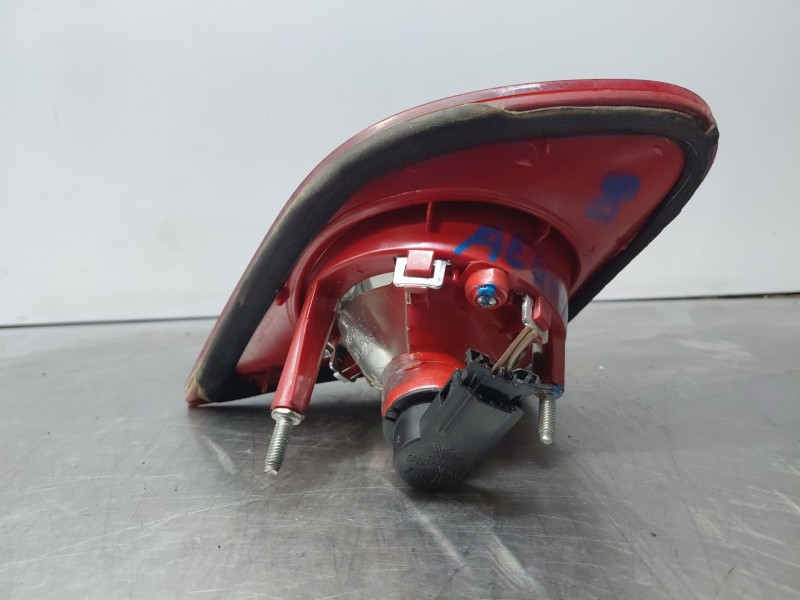 Recambio de piloto trasero izquierdo interior para volkswagen passat berlina (3c2) elegance referencia OEM IAM 3C5945093E  