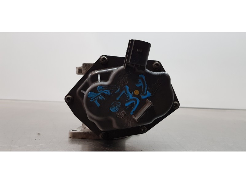 Recambio de valvula egr para volkswagen crafter caja cerrada caja cerrada 30 batalla corta referencia OEM IAM 03L13150AA 03L1315