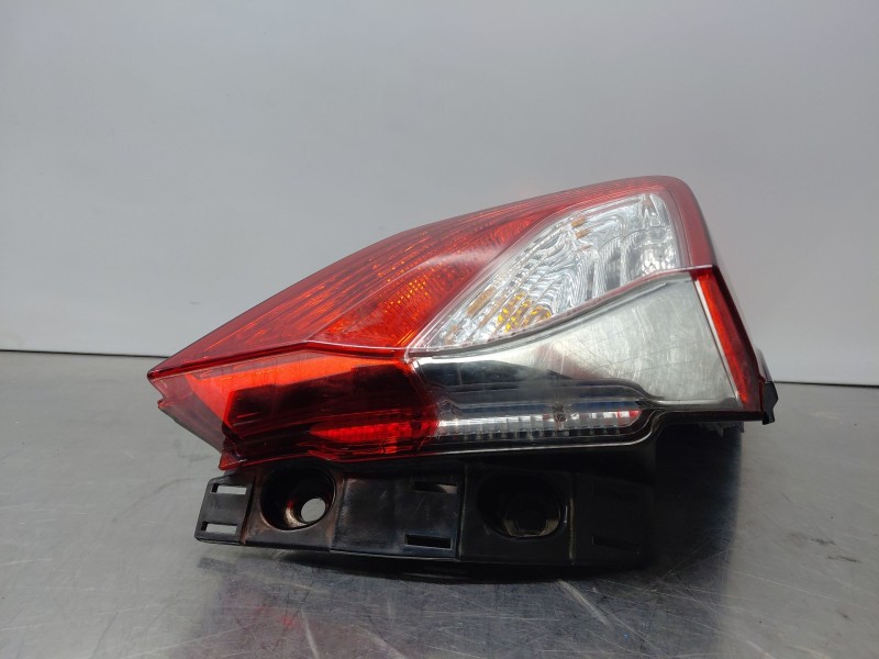 Recambio de piloto trasero izquierdo para toyota c-hr hybrid referencia OEM IAM 81561F4011  