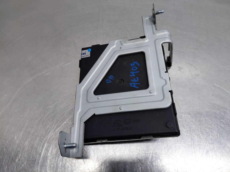 Recambio de modulo electronico para kia ceed sportswagon hybrid referencia OEM IAM 954A0-J7700  