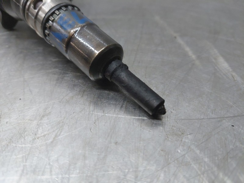 Recambio de inyector para audi a4 b7 (8ec) 2.0 tdi referencia OEM IAM 0414720404  