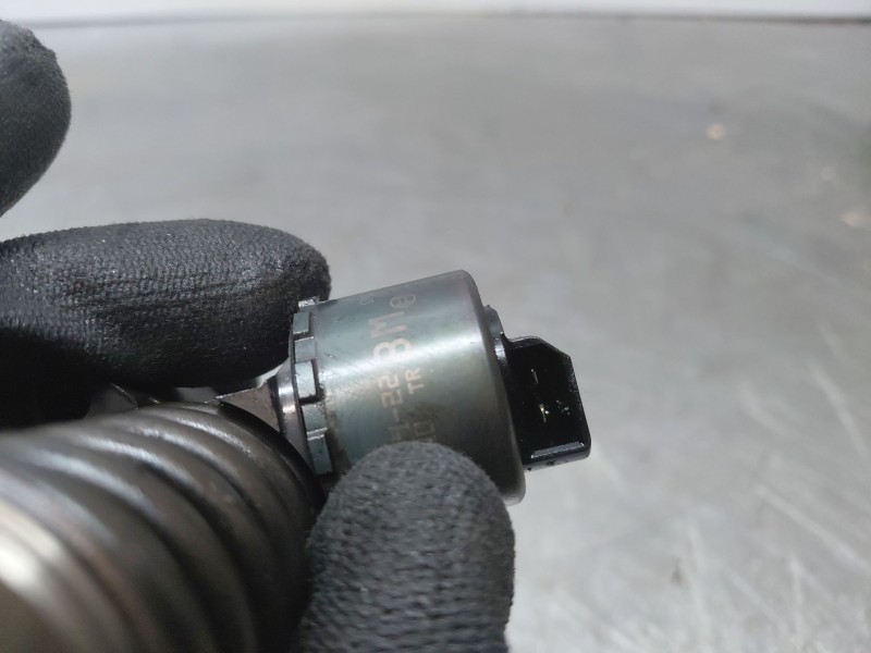 Recambio de inyector para audi a4 b7 (8ec) 2.0 tdi referencia OEM IAM 0414720404  