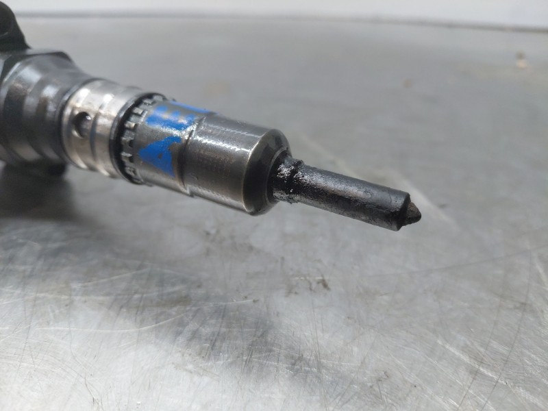 Recambio de inyector para audi a4 b7 (8ec) 2.0 tdi referencia OEM IAM 0414720404  
