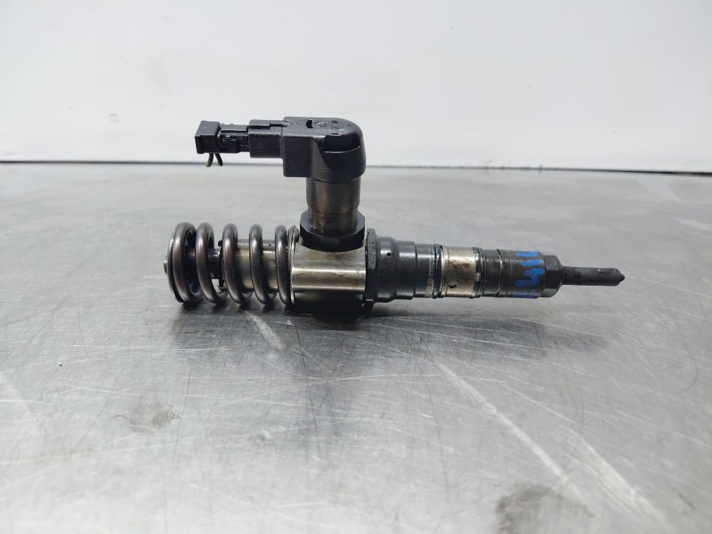 Recambio de inyector para volkswagen passat berlina (3c2) elegance referencia OEM IAM   