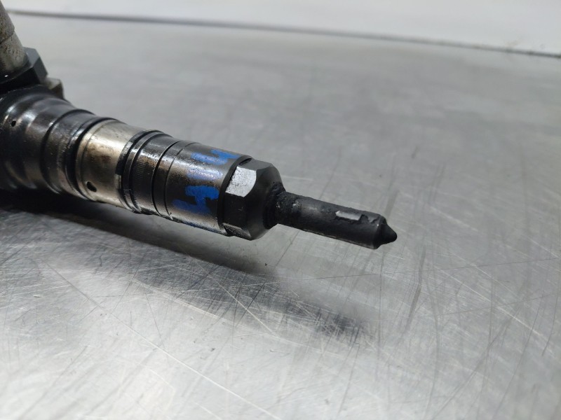 Recambio de inyector para volkswagen passat berlina (3c2) elegance referencia OEM IAM   